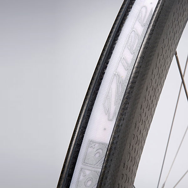 zipp 303 firecrest carbon clincher wheelset