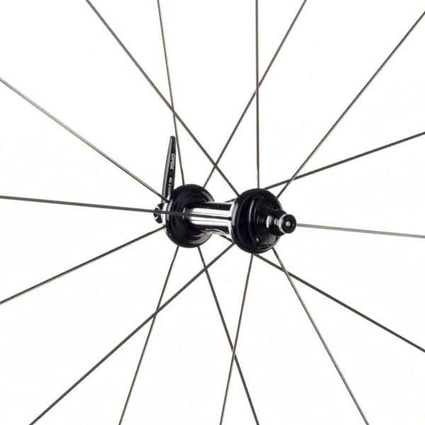 zipp 808 carbon clincher