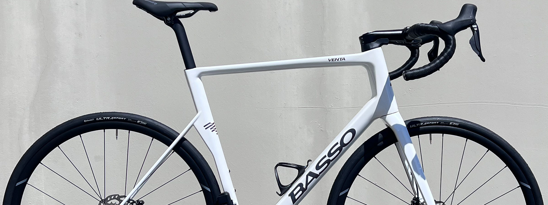 Basso Venta R Shimano 105 R7170 Di2 road bike at twohubs.com