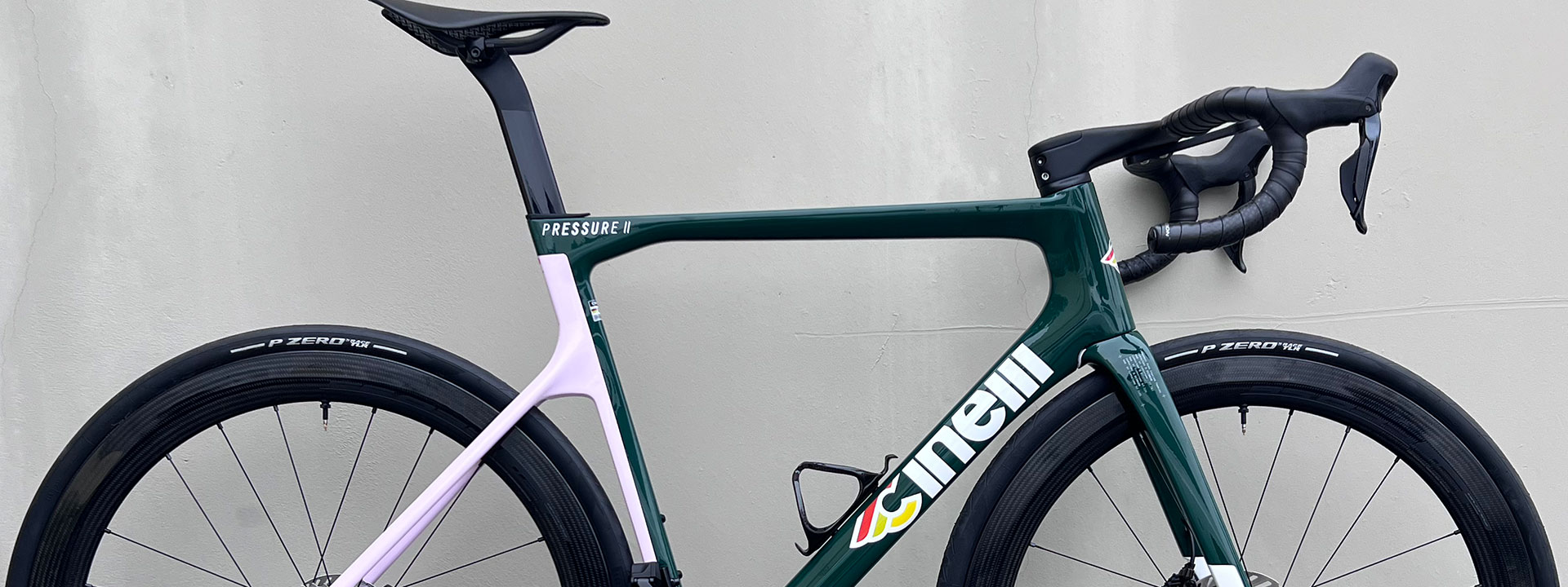Cinelli Pressure 2 Shimano Dura Ace R9270 Di2 Shimano Dura Ace R9270 Di2 Fulcrum Racing Speed 5 Road Bike at twohubs.com