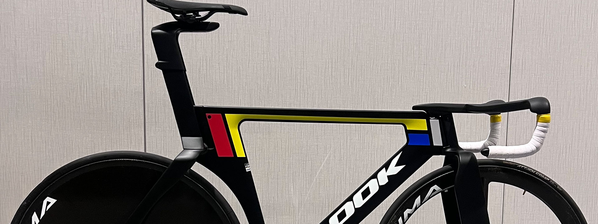 LOOK P24 Track Bike at twohubs.com